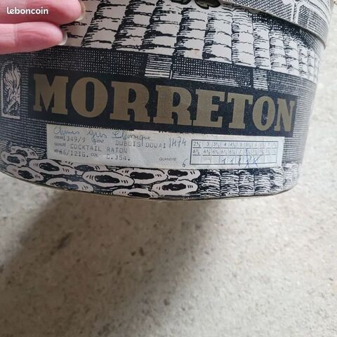 chapeau et boite ancien 120 Rethel (08)