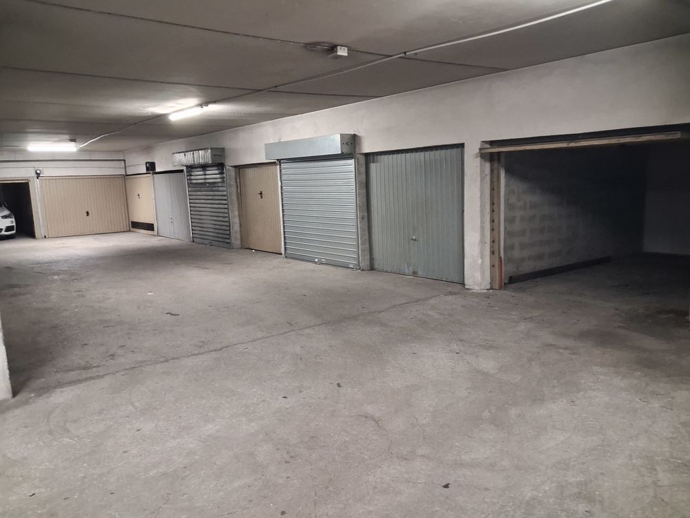 Location Parking/Garage GARAGE FERME DANS RESIDENCE SECURISEE Cagnes-sur-mer