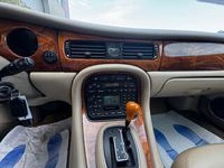 XJ 3.2 V8 PACK 2000 occasion 84290 Sainte-C&eacute;cile-les-Vignes