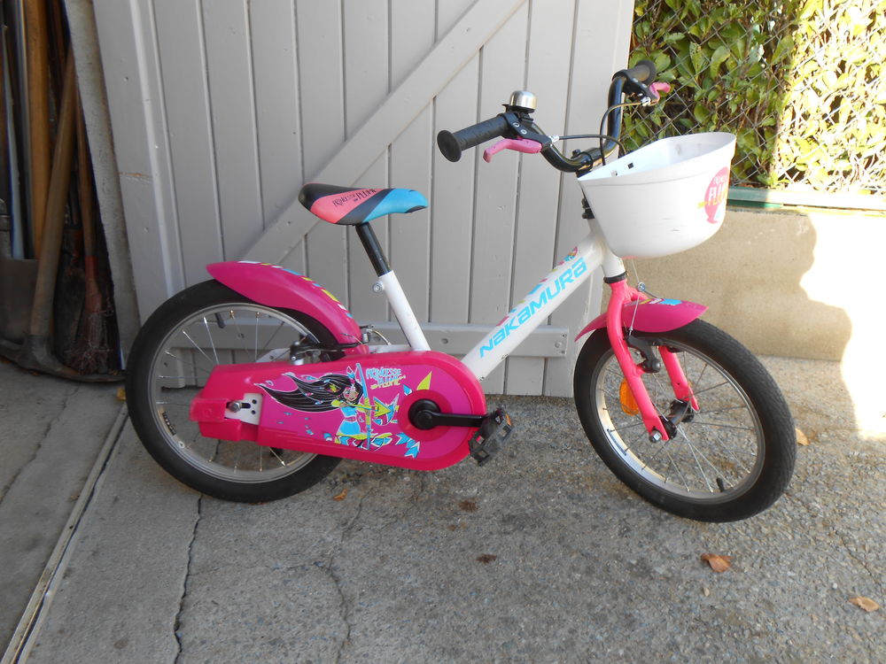 V&eacute;lo fillette. Vélos