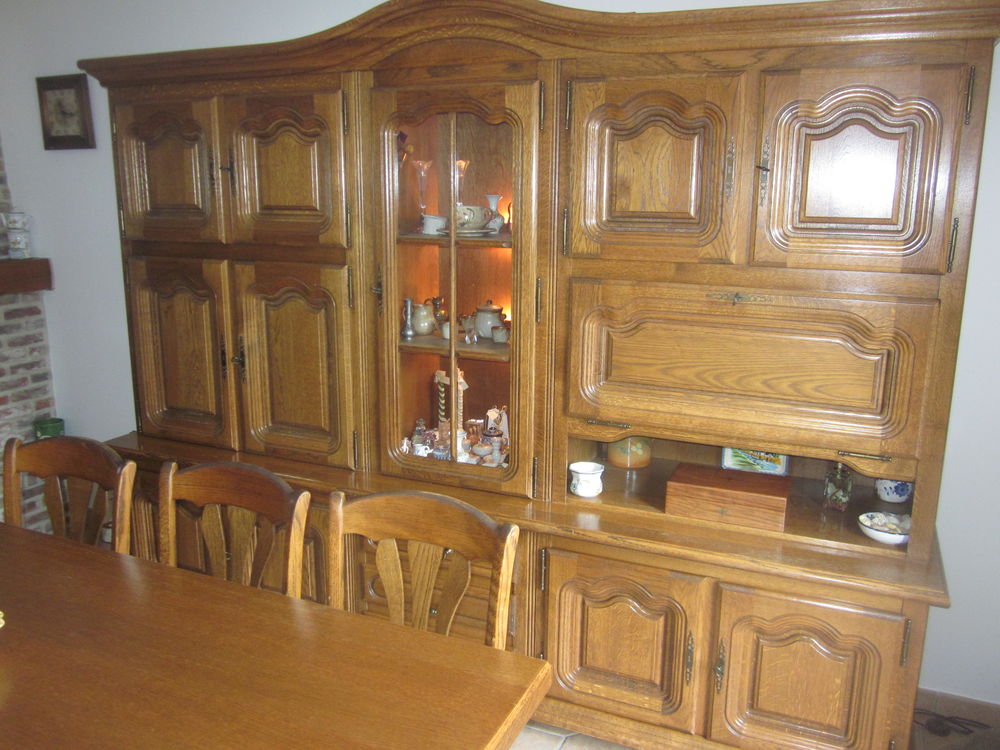 SALLE A MANGER ch&ecirc;ne 
Meubles