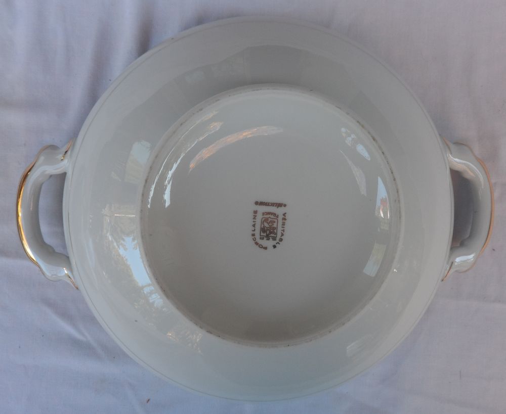 1 soupi&egrave;re en v&eacute;ritable porcelaine s&eacute;lection France neuve Cuisine