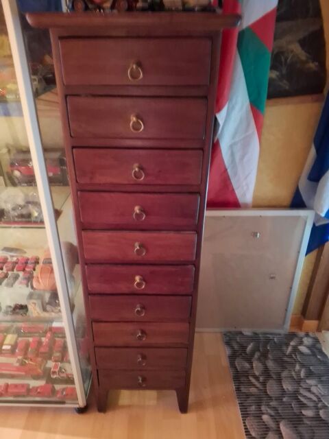 Chiffonnier Ligueil (37)