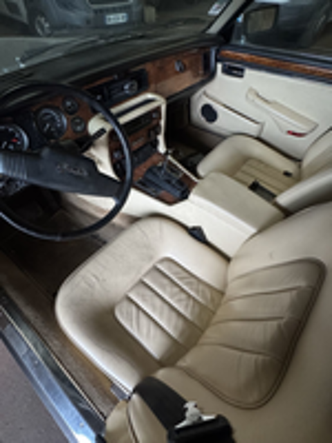Daimler 5.3 Double Six A 1989 occasion 38300 Bourgoin-Jallieu