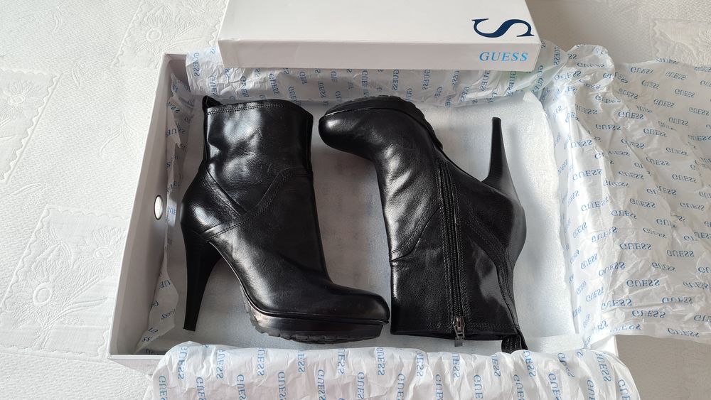 Bottines Guess pointure 36 Chaussures