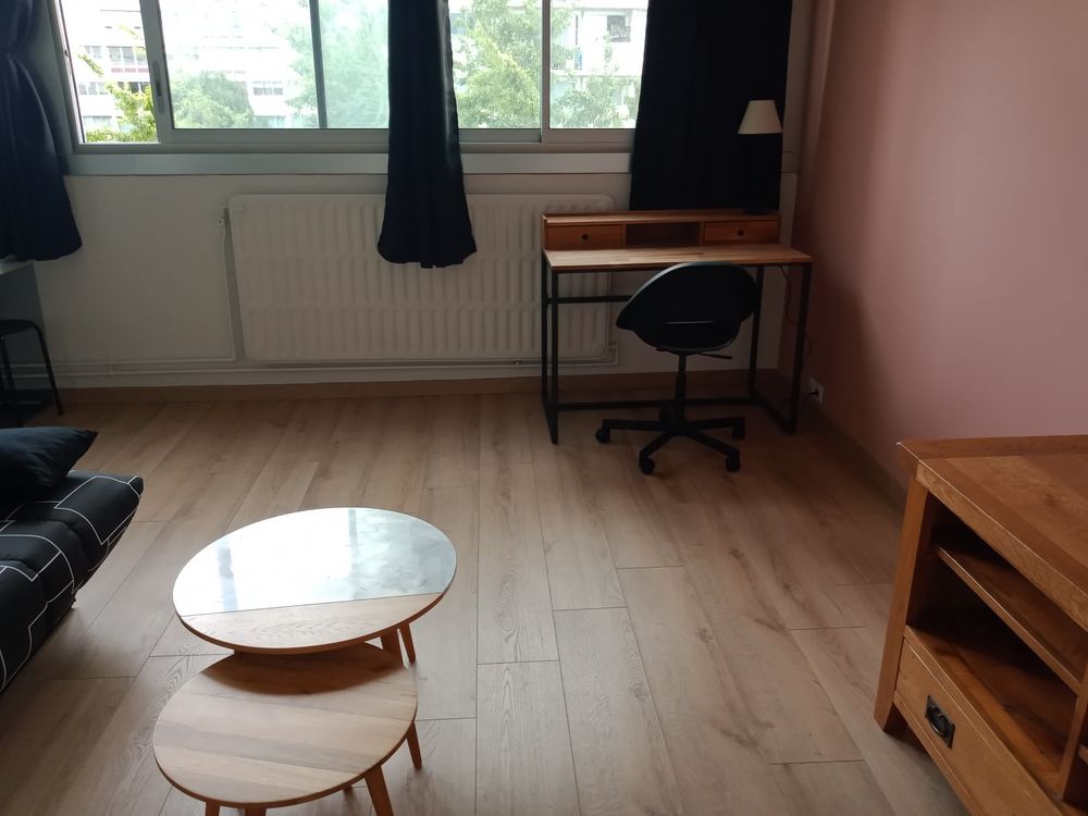 Location Appartement Studio meubl 30 m2 Amiens
