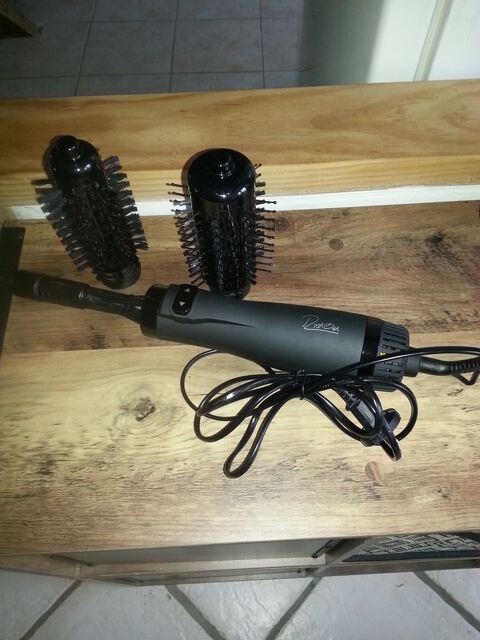 Brosse coiffante soufflante Lanrelas (22)