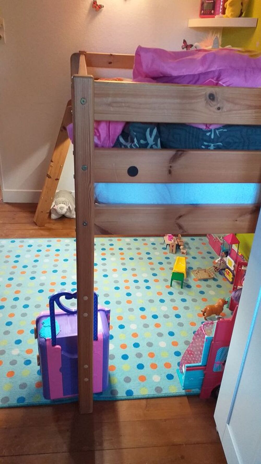 Lit mezzanine &agrave; mi-hauteur Mobilier enfants