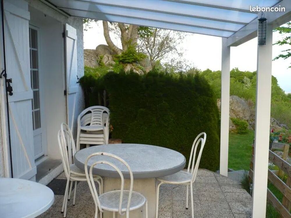   Maison indépendante au calme avec terrain clos.  Rhône-Alpes, Verrières-en-Forez (42600)