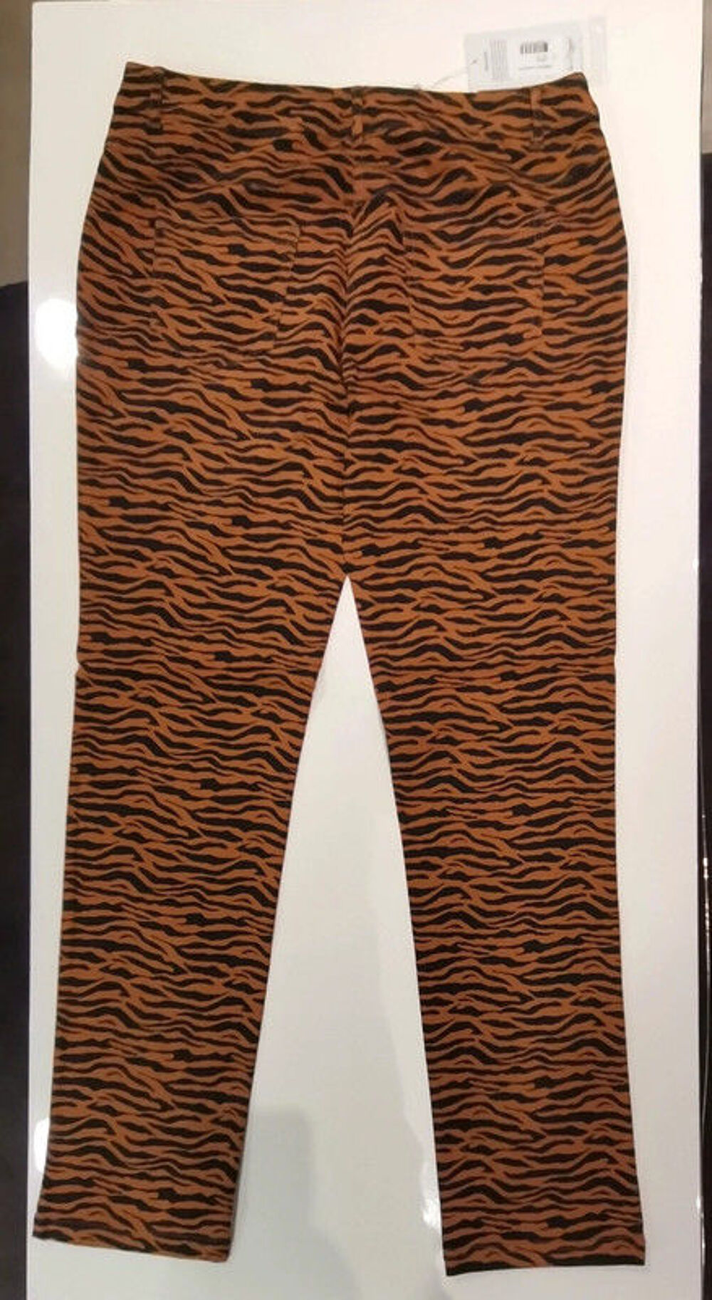 Jean extensible neuf Jus d'orange Camel Chelsy taille 42 Vêtements