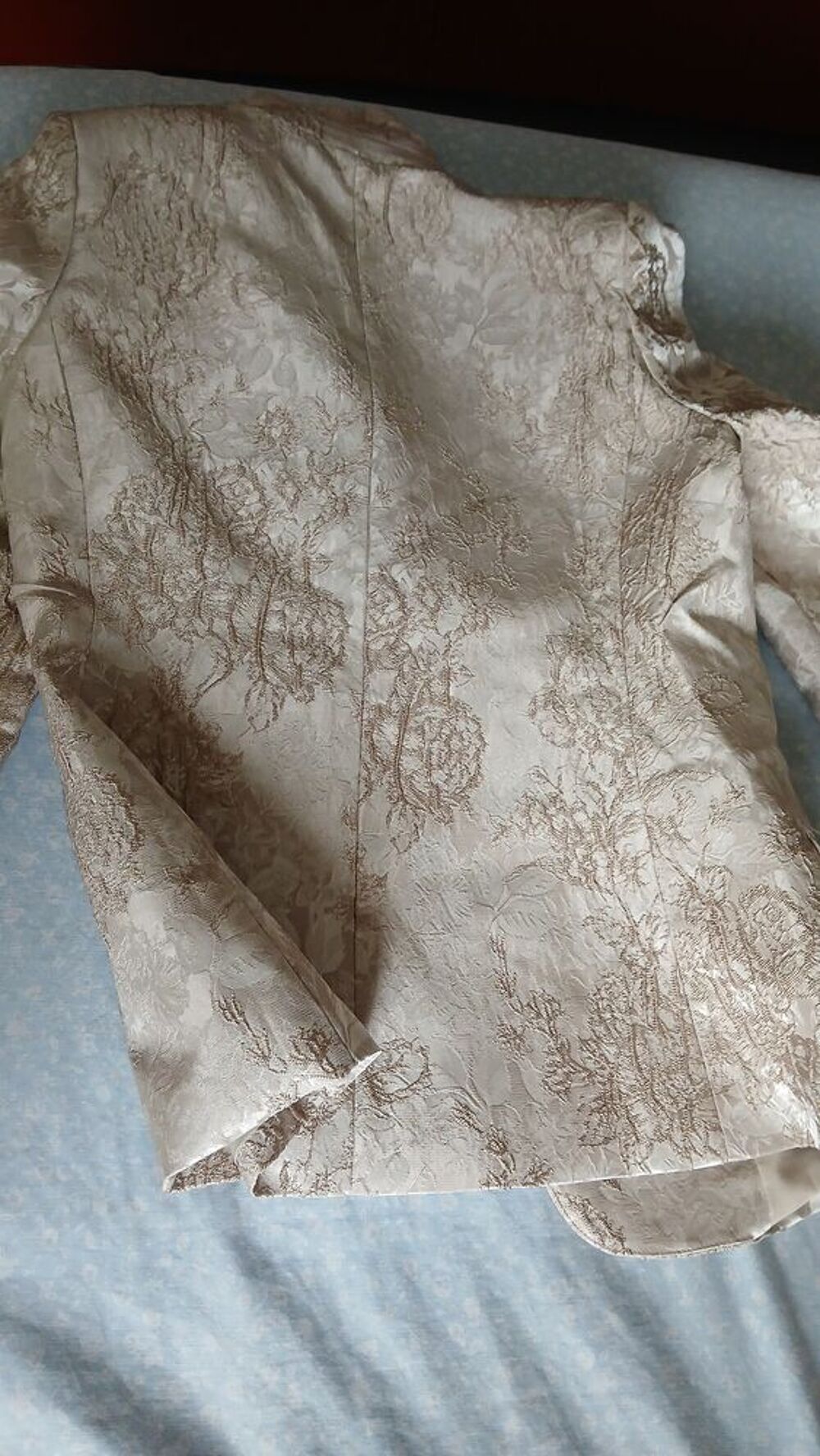 Veste beige aspect moir&eacute; Vêtements
