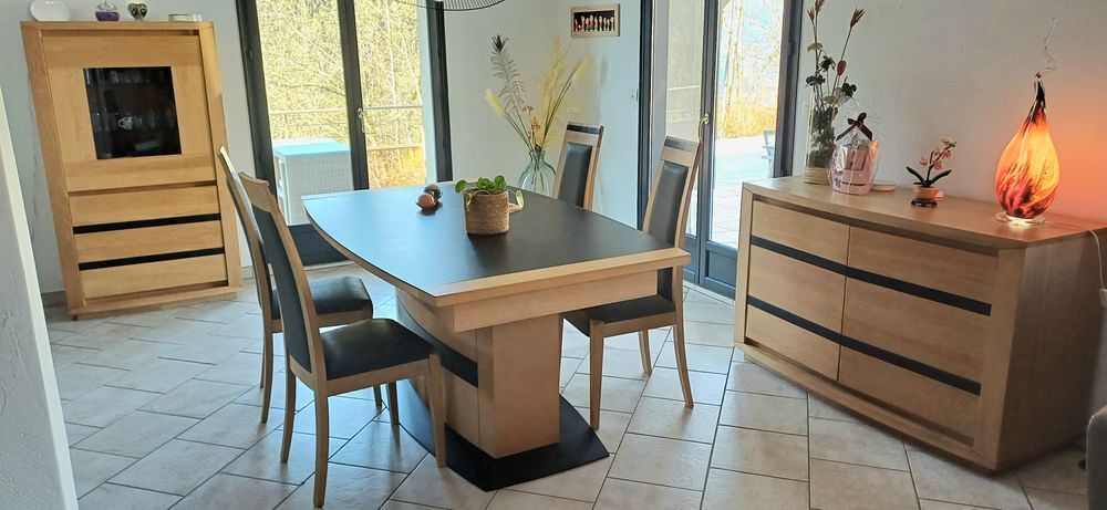 Salle &agrave; manger moderne ch&ecirc;ne massif et c&eacute;ramique noire Meubles