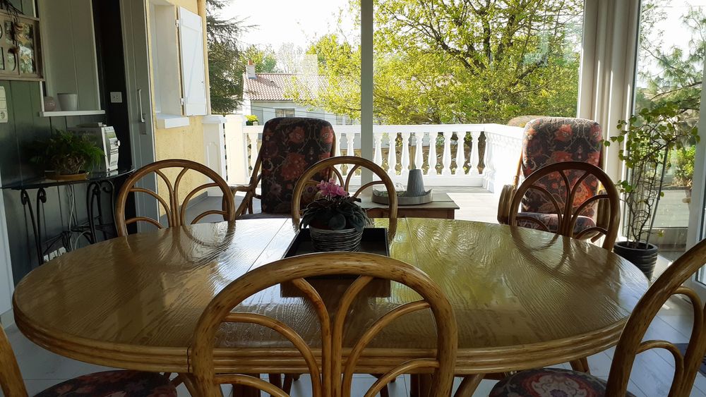 Table rotin 12 couverts Meubles