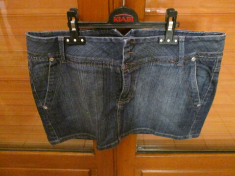 2 jupes en jeans en tr�s bon �tat 0 M�rignies (59)