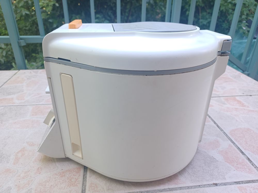 Friteuse &eacute;lectrique SEB 30€ Electroménager