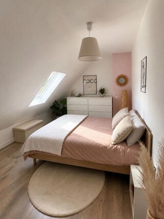 Vente Maison Maison 70 m² avec jardin, pergola et dépendance €