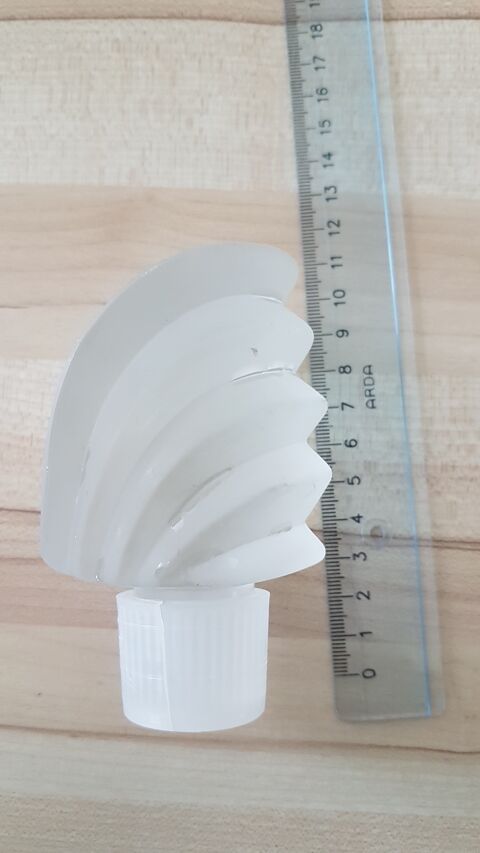 Bouchon factice g�ant Givenchy Amarige 50 Herrlisheim (67)