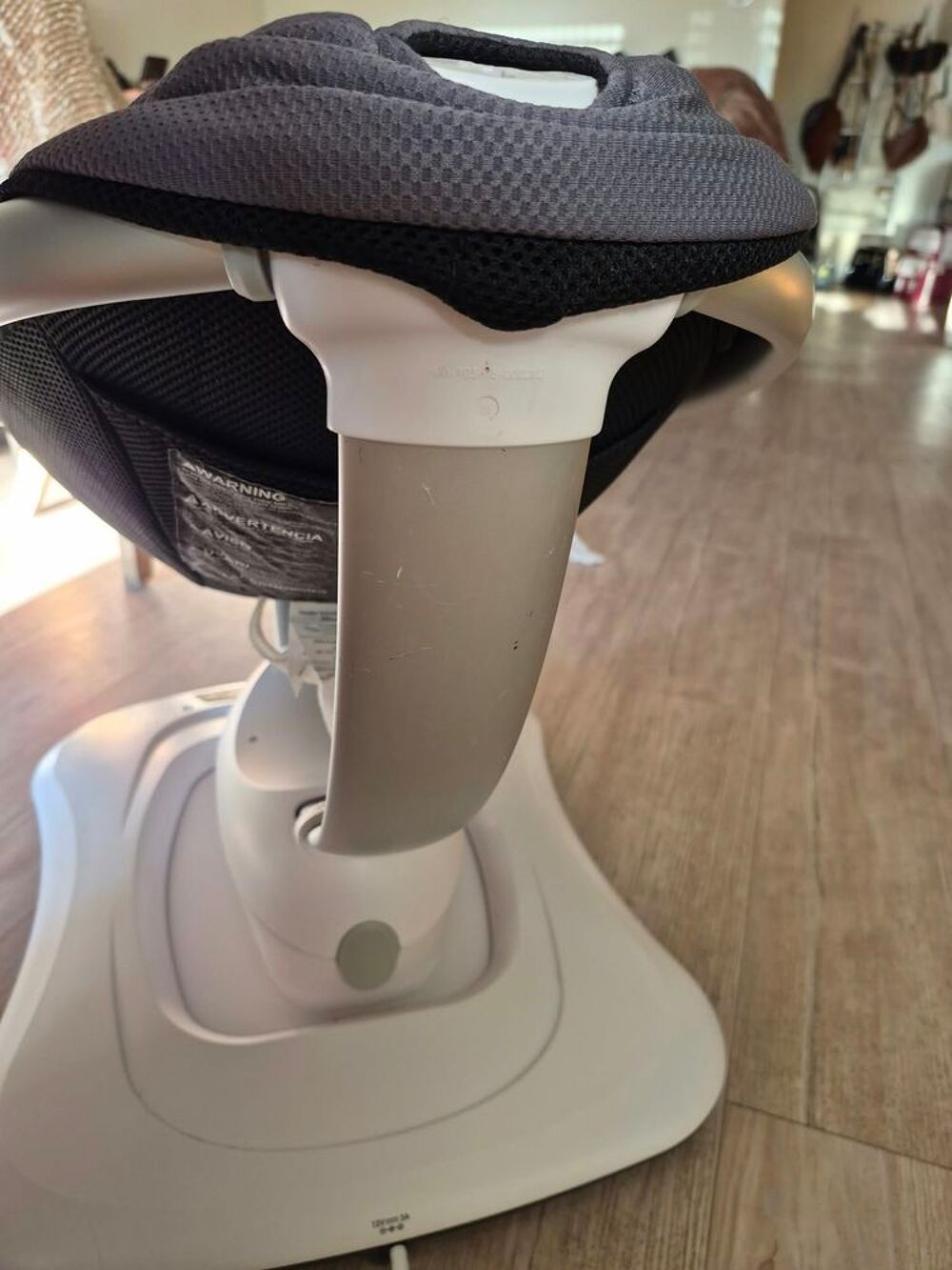 Balancelle 4moms MamaRoo 4 + R&eacute;ducteur nouveau-n&eacute; Puériculture