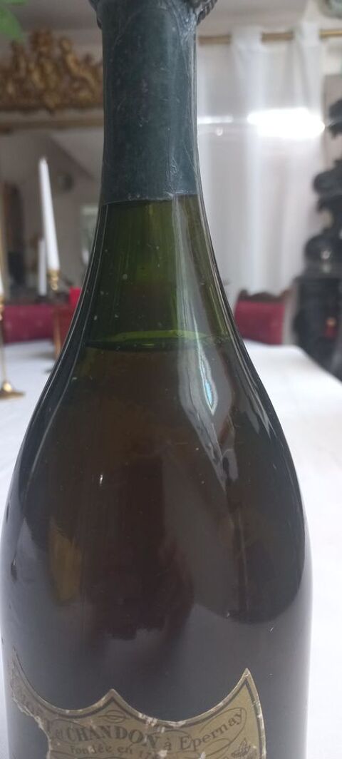 Champagne dom Prignon 1969 bon niveau 350 Champigny-sur-Marne (94)