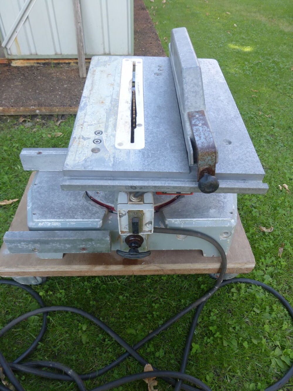 SCIE A ONGLET ET DELIGNAGE Bricolage