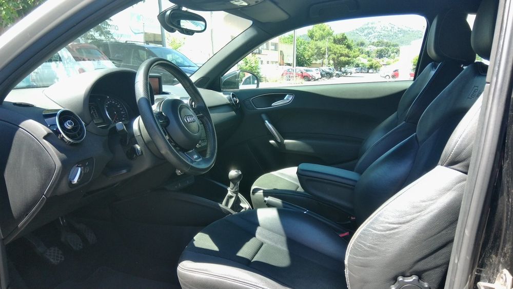 A1 1.6 TDI 105 S line 2013 occasion 13821 La Penne-sur-Huveaune