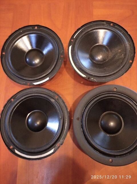 Haut Parleurs 0 Peypin (13)