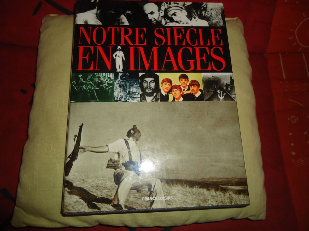 LIVRE VOTRE SIECLE EN IMAGES Livres et BD