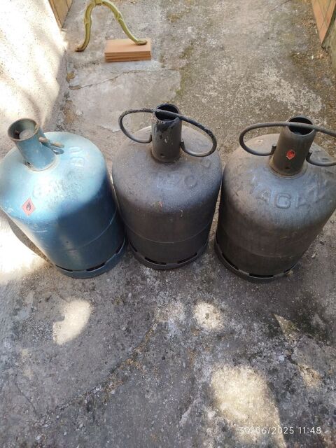 Bouteilles de gaz vides 0 Marseille 13 (13)