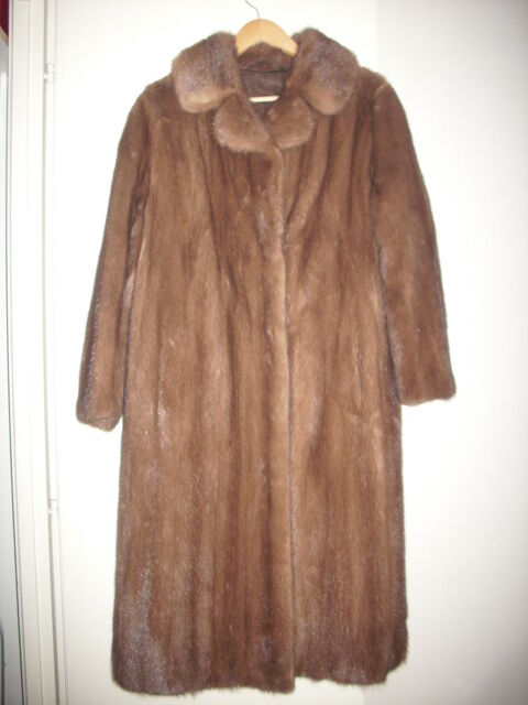 Manteau véritable vison pleine peau. 200 Cuvat (74)