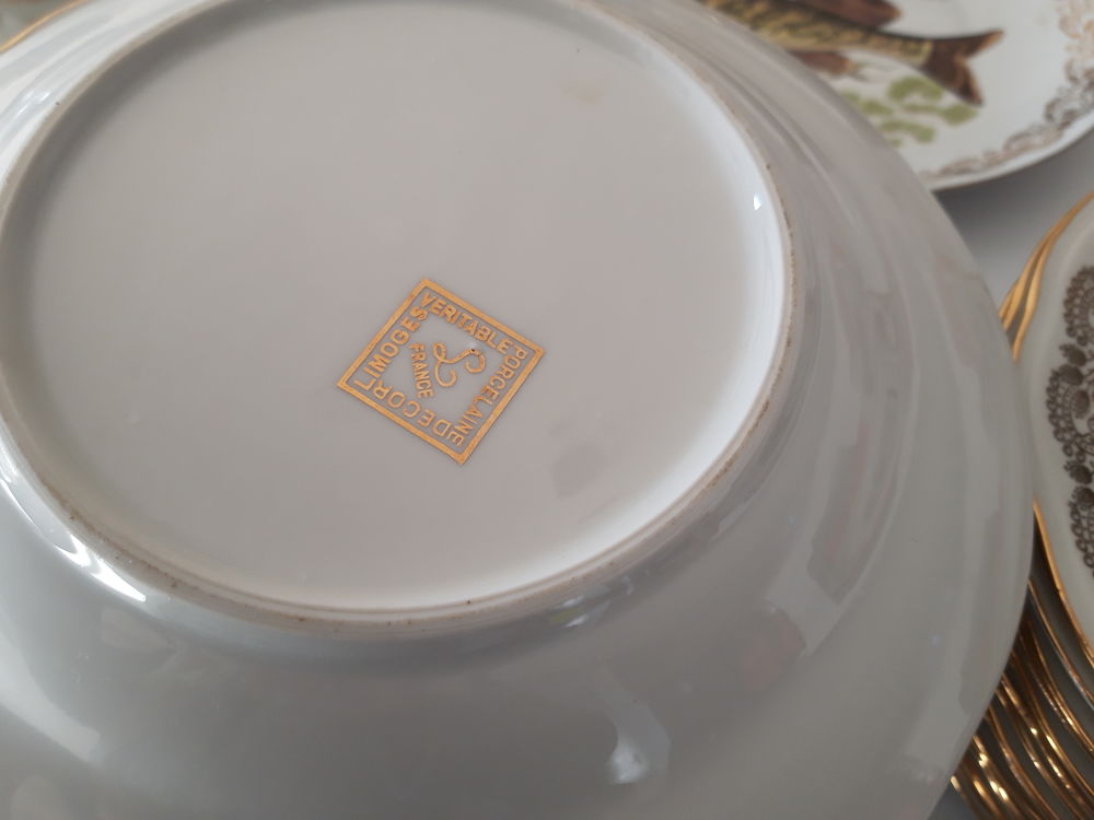 SERVICE VAISSELLE PORCELAINE LIMOGES 