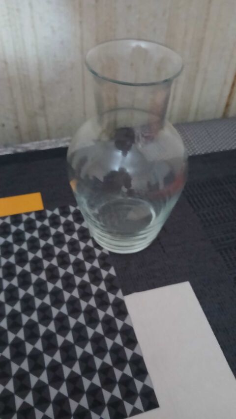 pichet   eau ,vin 4 Besanon (25)