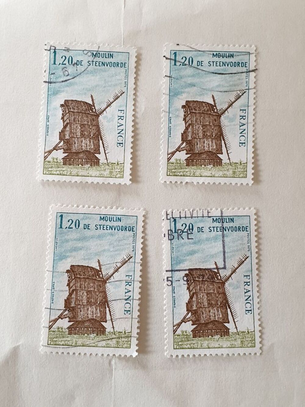 Timbre france Moulin de Steenvoorde 1979 lot 0.32 euro 