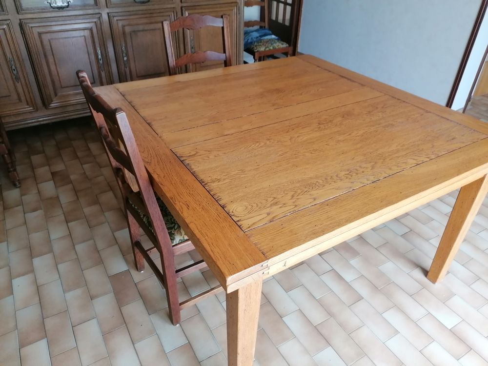 Table de salle &agrave; manger Meubles