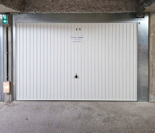  Parking / Garage � louer 16 m� Aix-en-provence