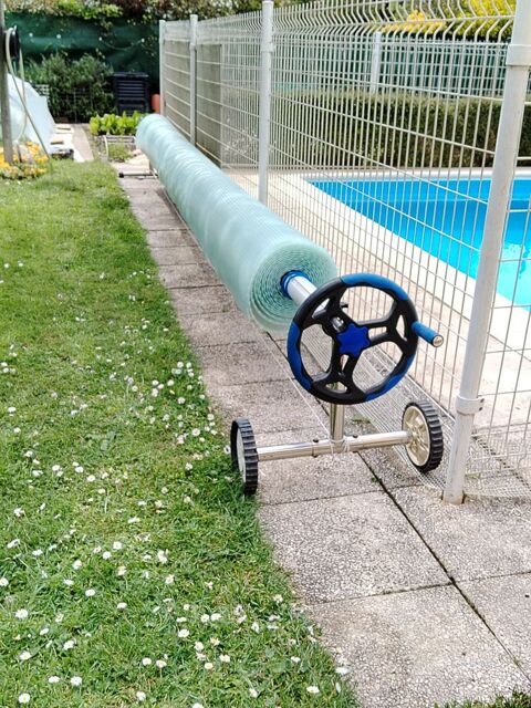 derouleur+ b�che � bulle epaisse 300 Roquettes (31)