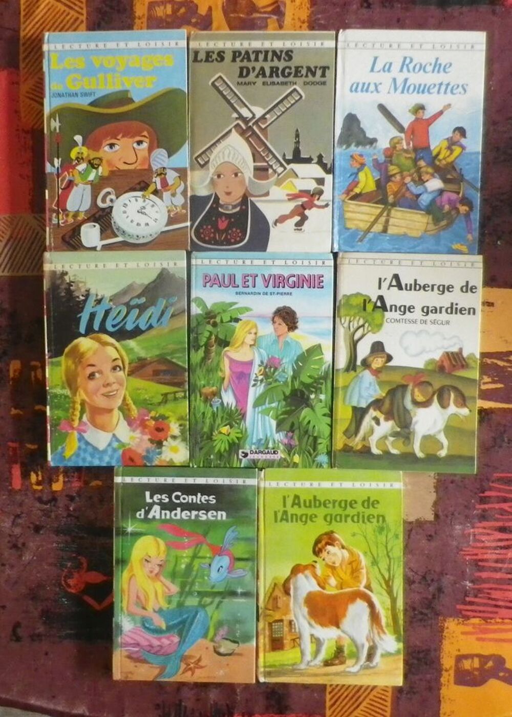 LOT DE 8 LECTURE ET LOISIR ROSE Livres et BD