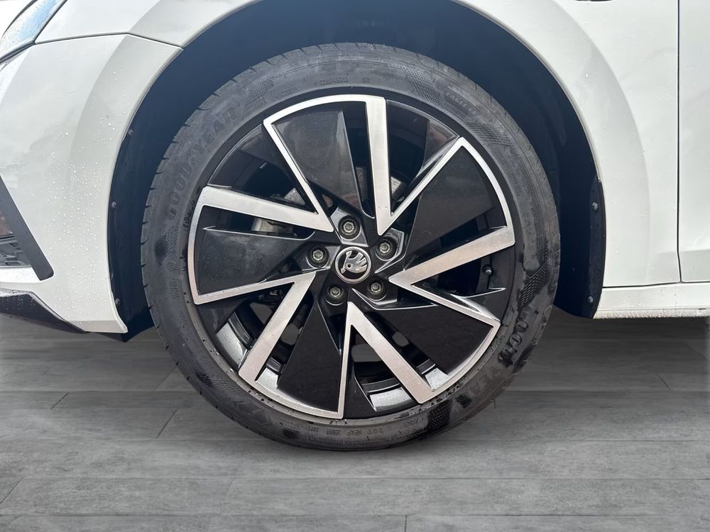 Octavia Combi 1.4 TSI PHEV iV 204 ch DSG6e Sportline 2023 occasion 38440 Saint-Jean-de-Bournay