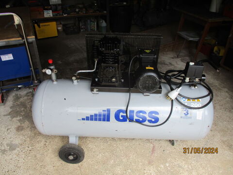 compresseur SICC 500 Savignac-de-l'Isle (33)