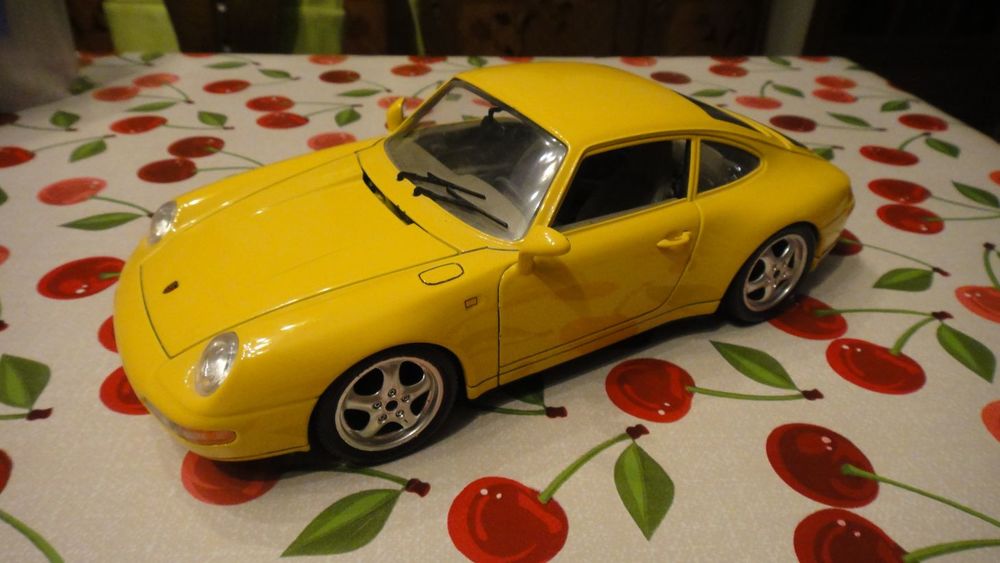 Porsche 911 Burago 1/18e Jeux / jouets