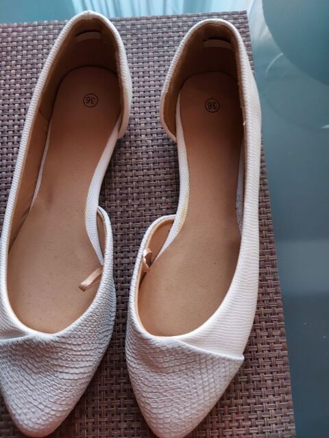 petite chaussures ouvertes 5 Charleville-Mézières (08)