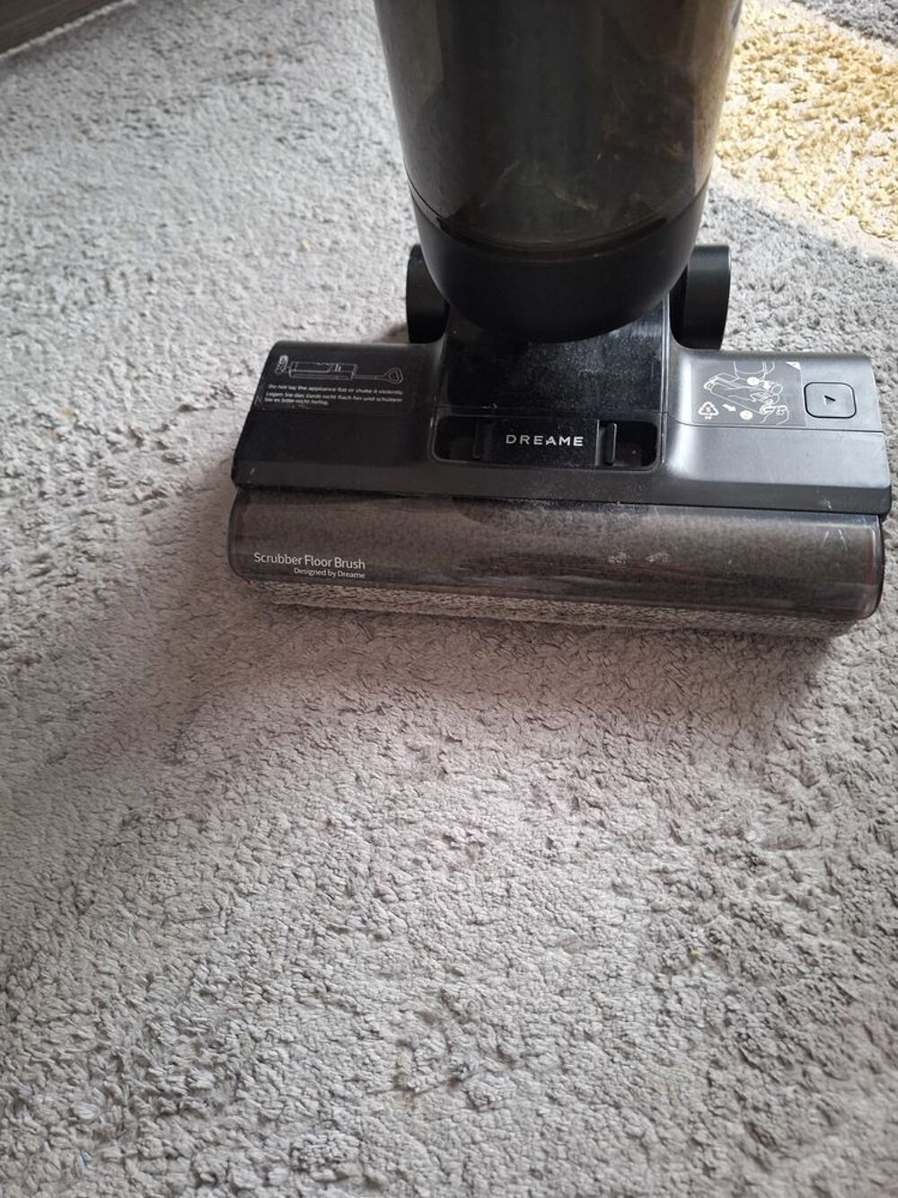 Aspirateur balai Dreame noir Electroménager