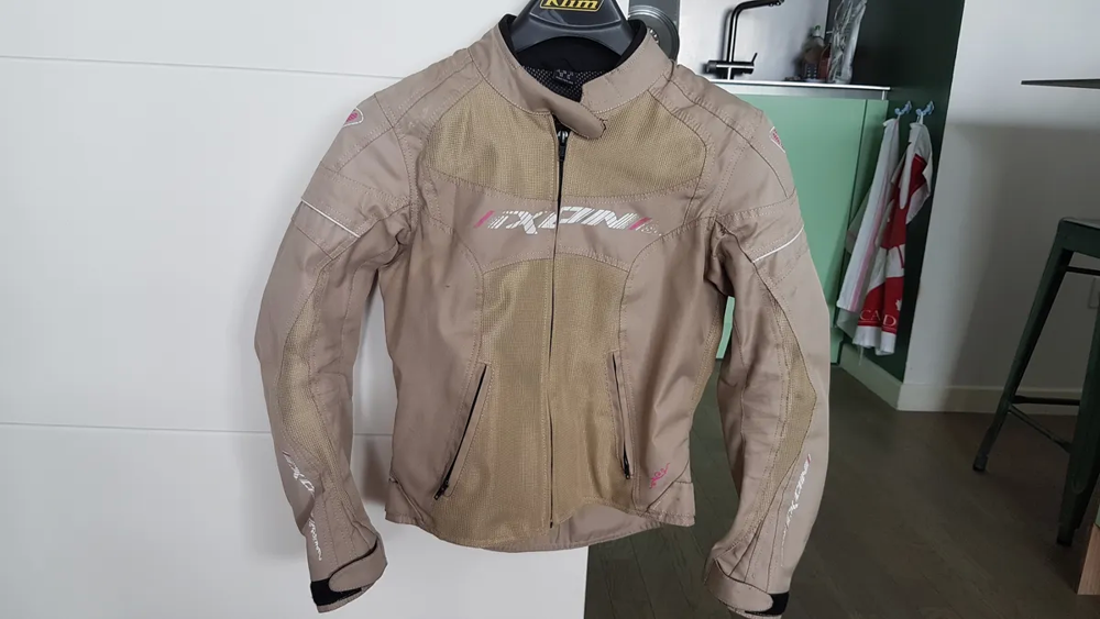 ETE MOTO FEMME Vêtements
