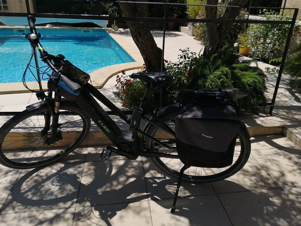Vtc assistance &eacute;lectrique 2020 batterie 625 chang&eacute;e en mars Vélos