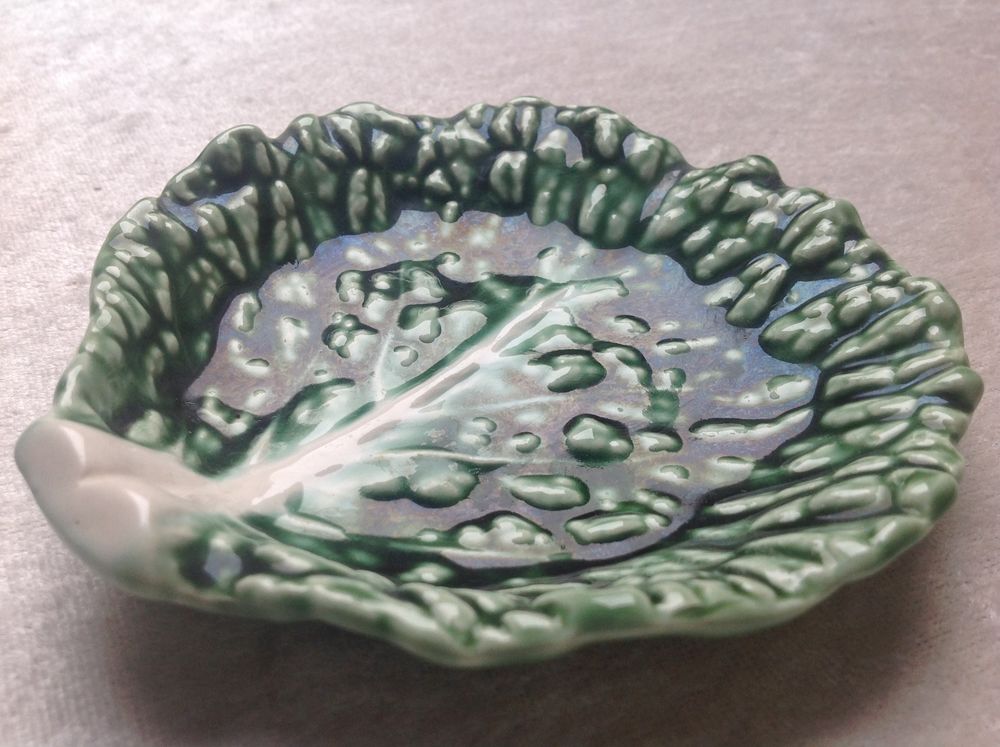 COUPELLE VIDE POCHE FEUILLE DE CHOU EN FAIENCE Décoration