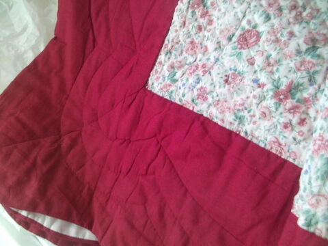 Courtepointe matelass�e, tr�s bon �tat, boutis 30 Villeurbanne (69)