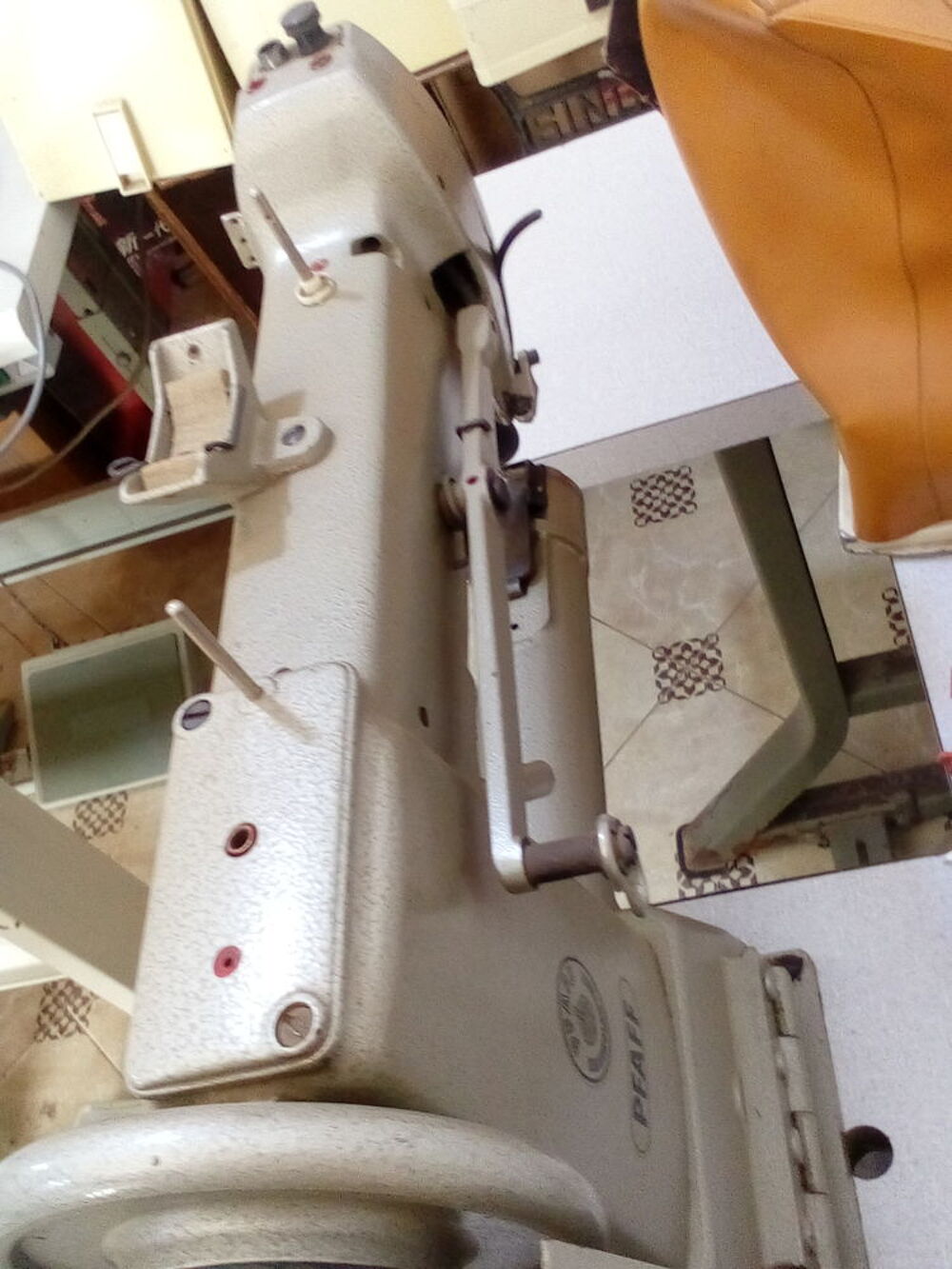 desmachines a coudre mecaniques. numeriques Electroménager
