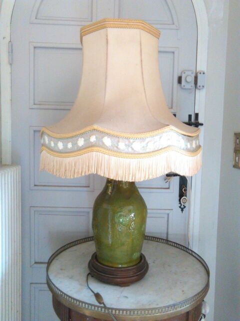 Grande lampe verte 40 Roquefort-les-Pins (06)