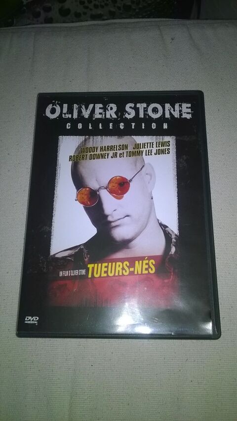 DVD Tueurs-nés
Stone Oliver
1994
Excellent etat
En Franç 5 Talange (57)