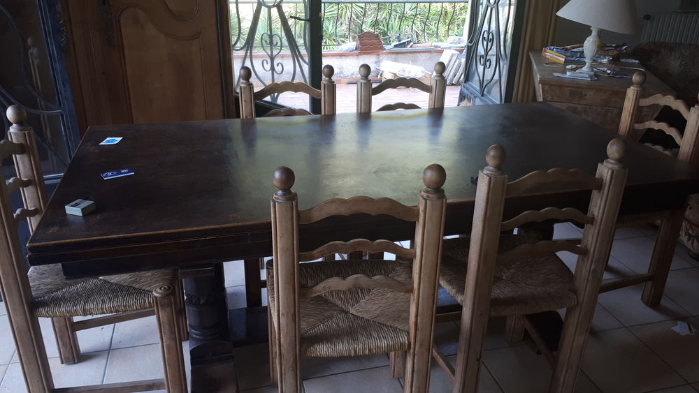 Table bois massif A Emporter &agrave; Biot 06410 Meubles