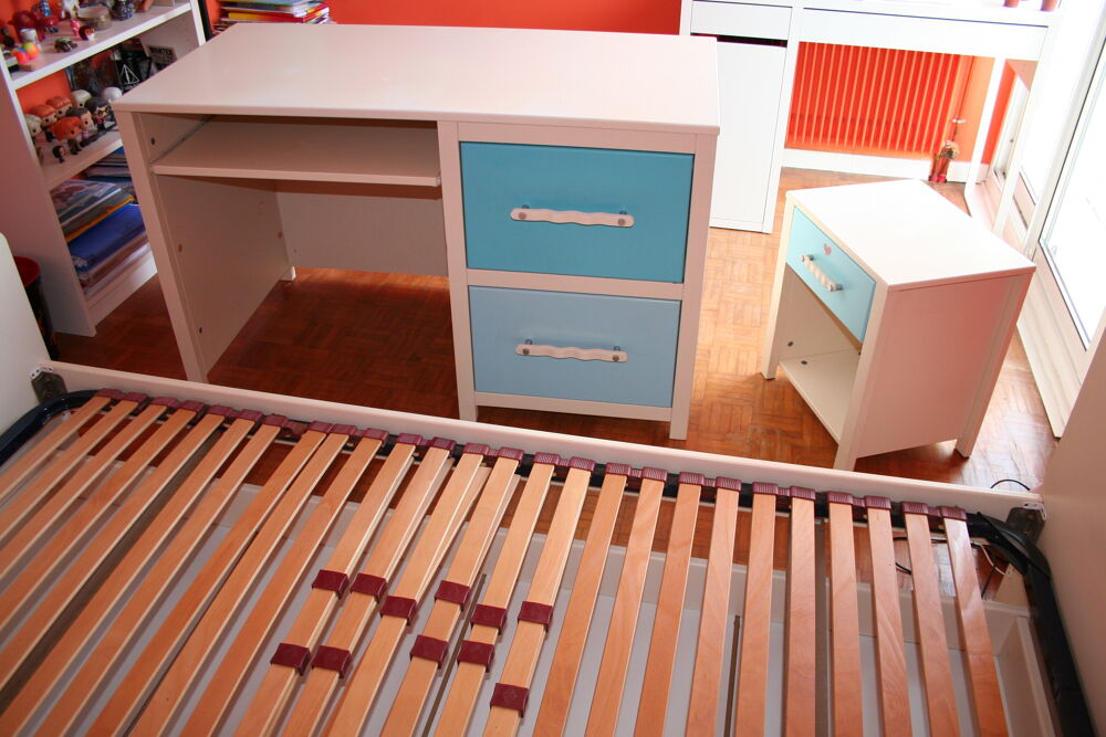 LIT/TABLE de CHEVET/BUREAU Mobilier enfants